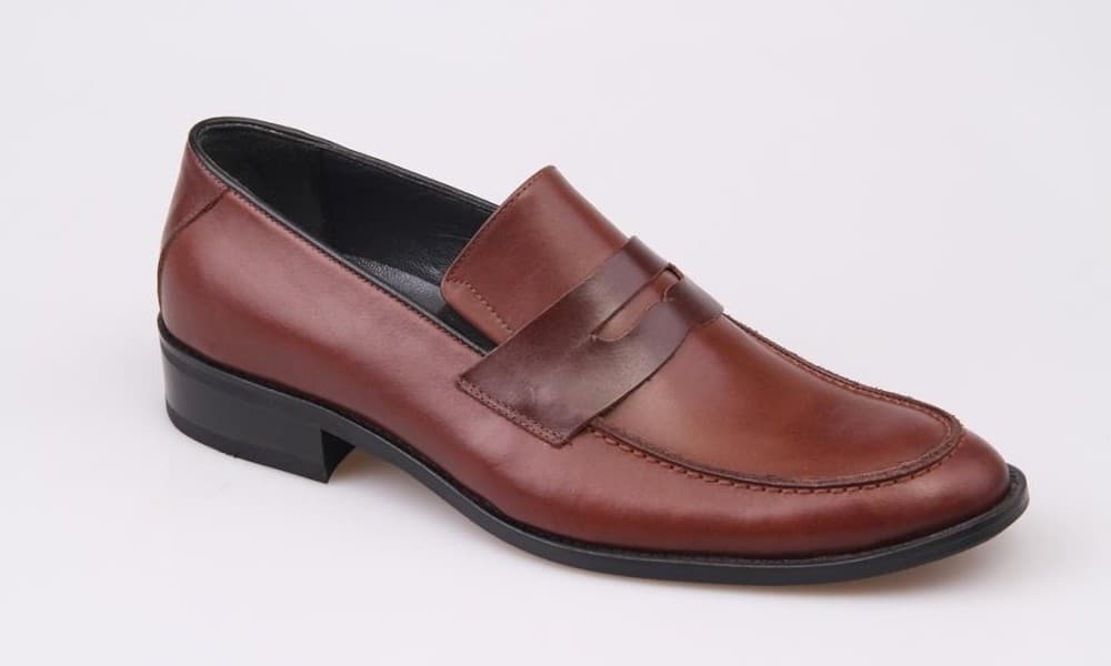 Tan Enamel Classic Men's Shoes